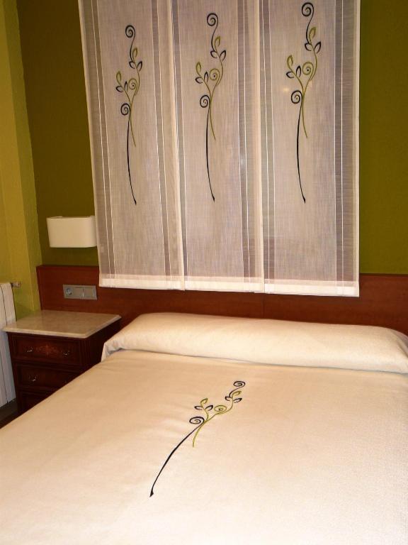 Apartamento Turistico Guara Casa Castro Барбастро Номер фото